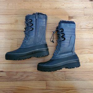 Land ends gray boots